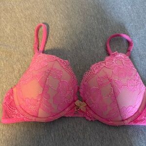Victoria’s Secret push-up bra